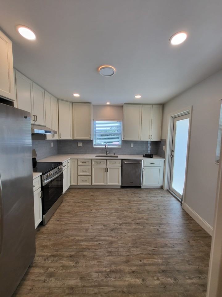 1431 S Palmway #NA - Photo 2 of 13