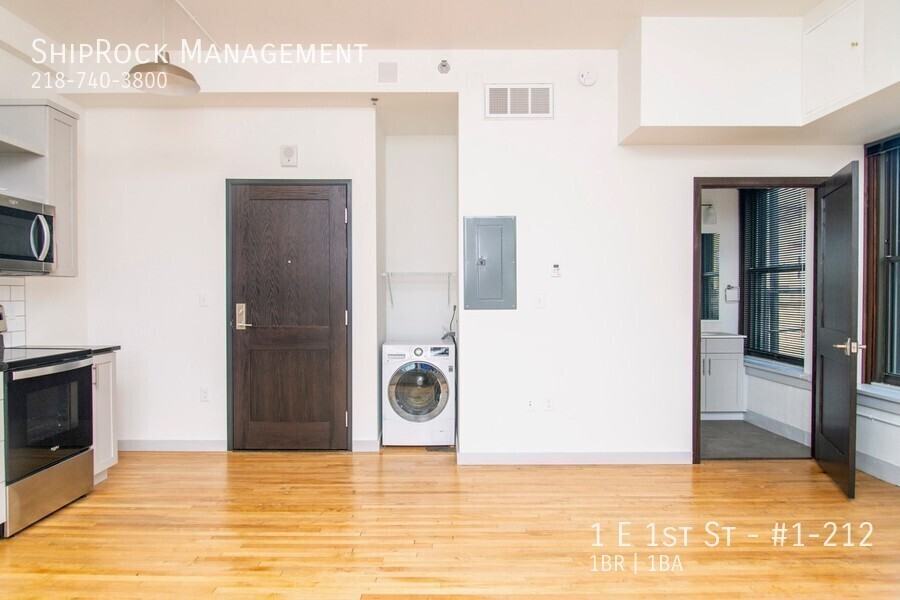 1 E 1st St #1-212 - Photo 5 of 23