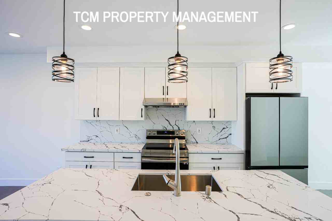 2845 S Myrtle St - Photo 2 of 27