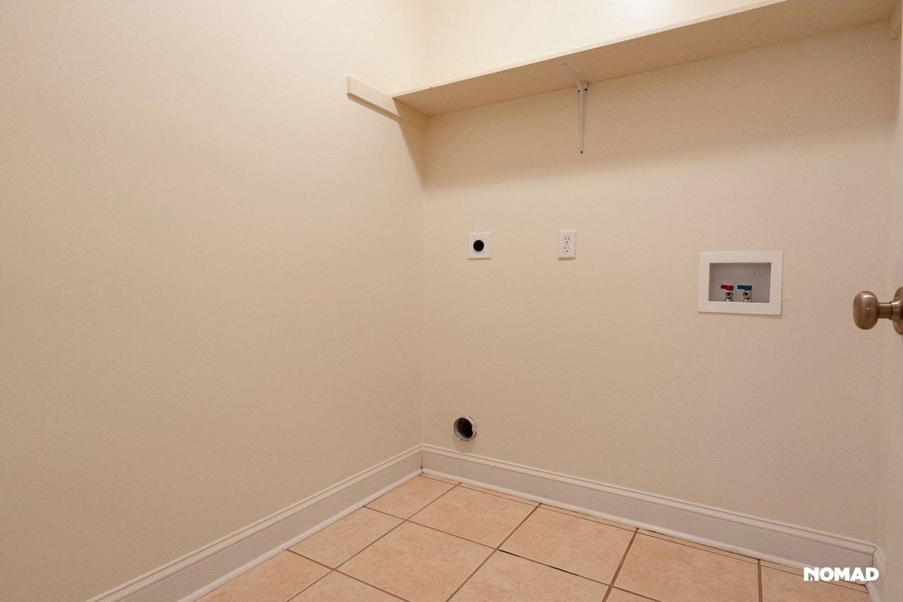 2729 Quail Run Dr - Photo 2 of 18