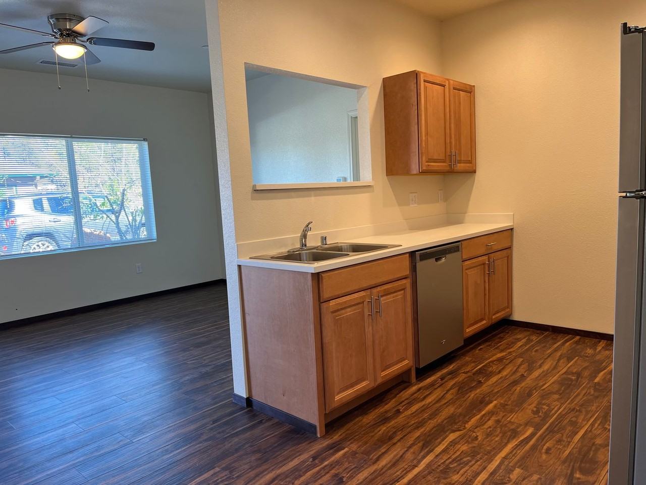 481 Nunneley Rd - Photo 3 of 8