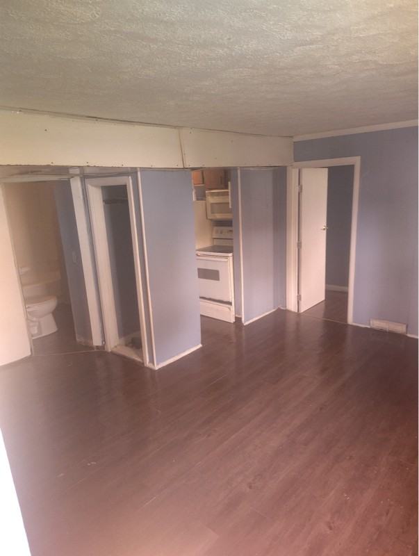 1532 Woodland Ave Nw #2 - Photo 4 of 12