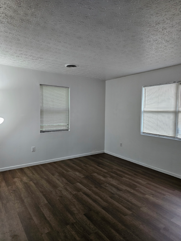 165 Midway Dr #C - Photo 7 of 9