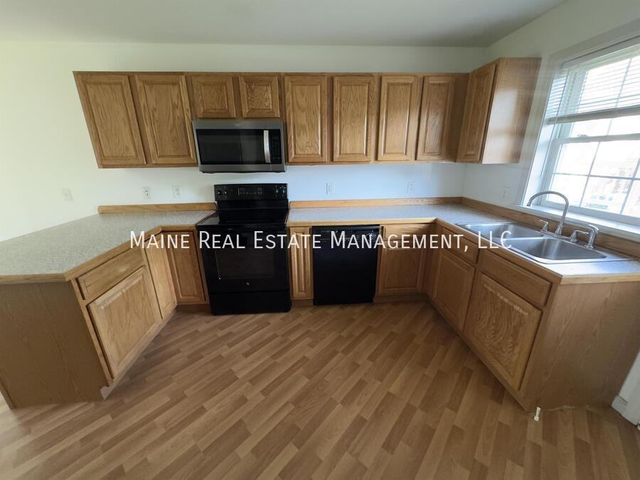 13 River Village Dr - Photo 2 of 11