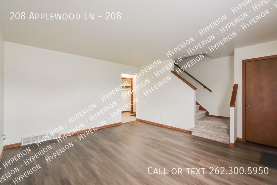 208 Applewood Ln #208 - Photo 2 of 18