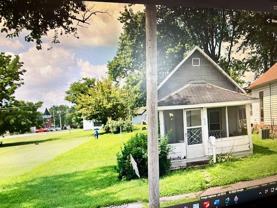 504 W 9th St - Photo 1 of 1