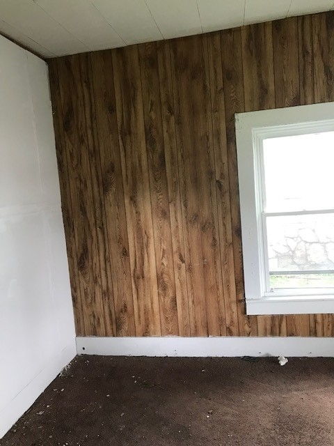 504 W 9th St - Photo 4 of 8