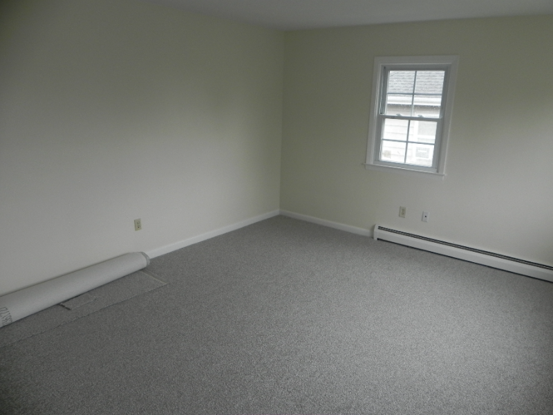 2 1/2 Girard St #2 - Photo 3 of 13