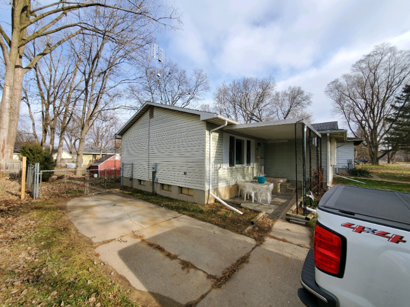 2719 Eaton Pl - Photo 3 of 13