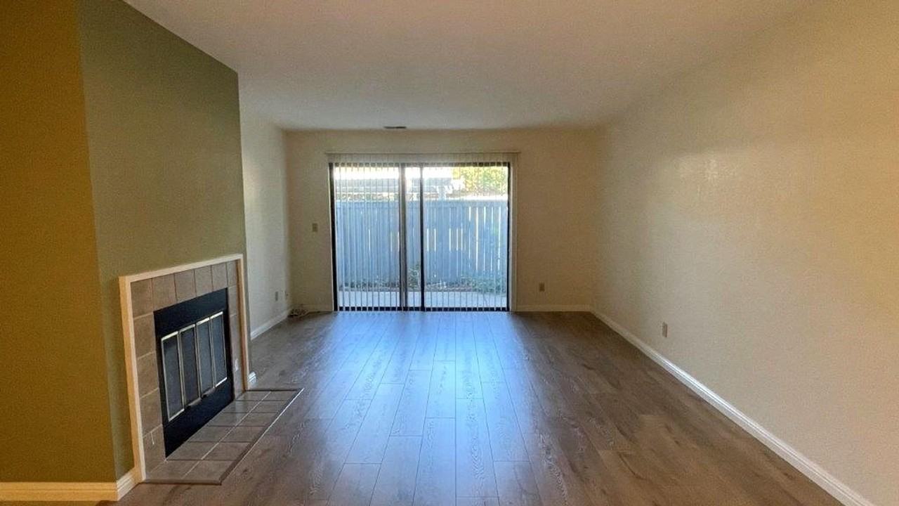 118 Chatham Ct - Photo 2 of 19