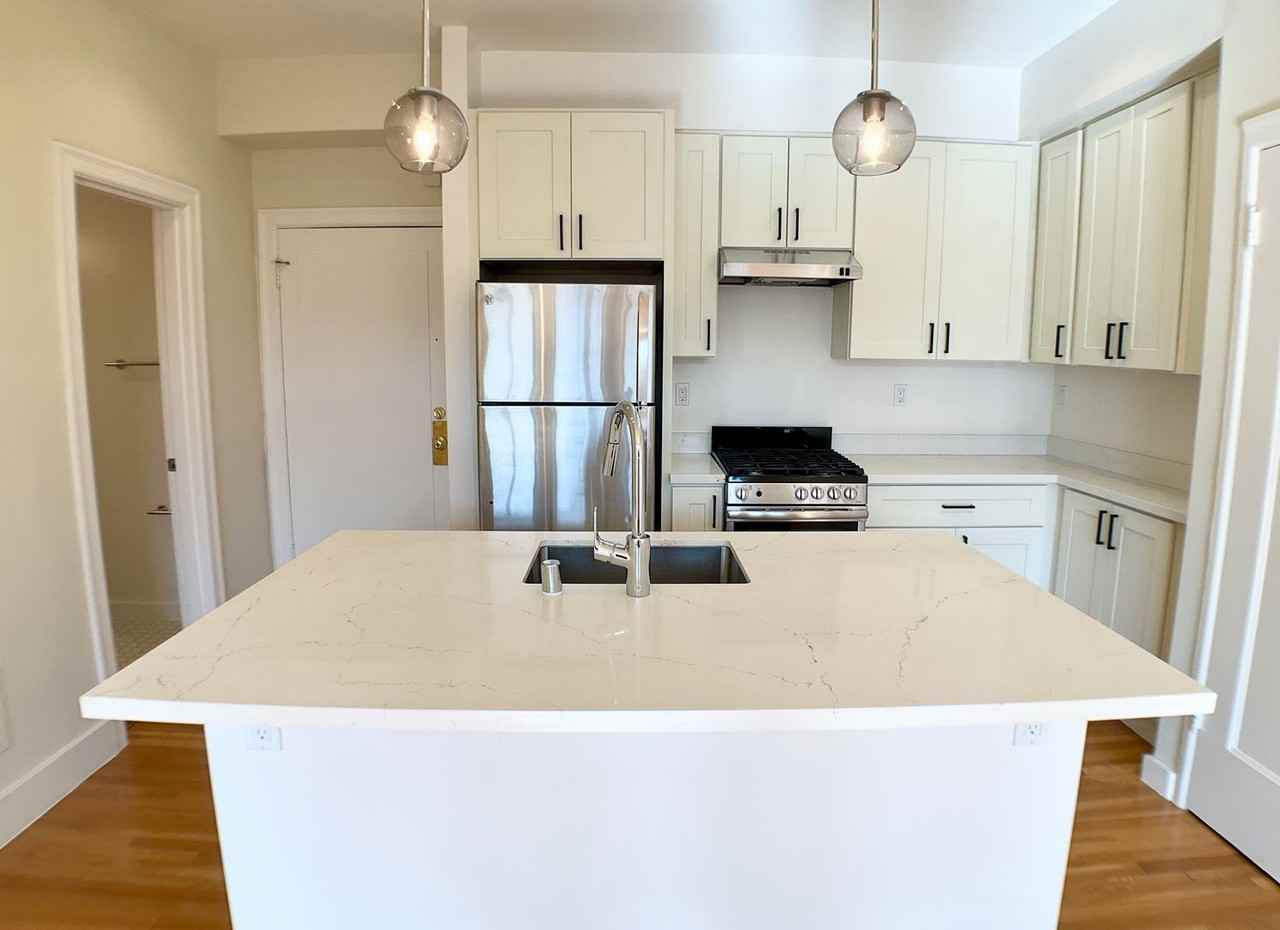 3210 Gough St - Photo 2 of 17
