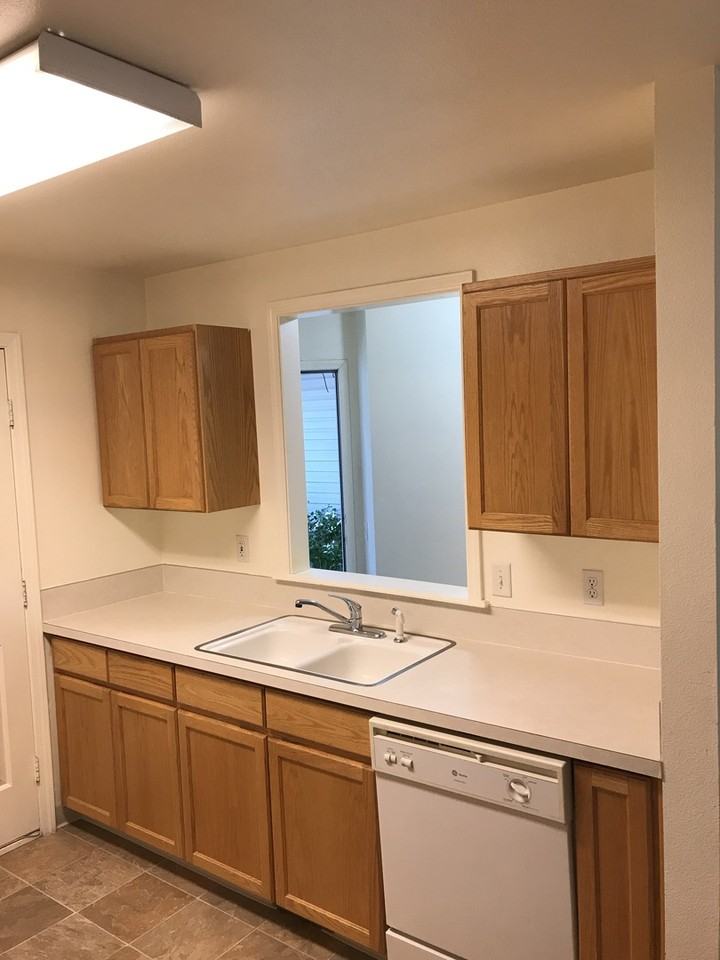 547 W Idaho Ave - Photo 3 of 16