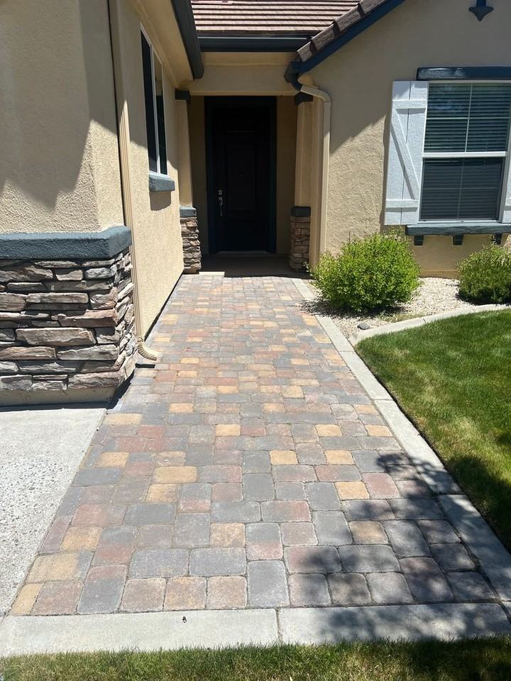 1790 Trail Creek Way - Photo 2 of 16