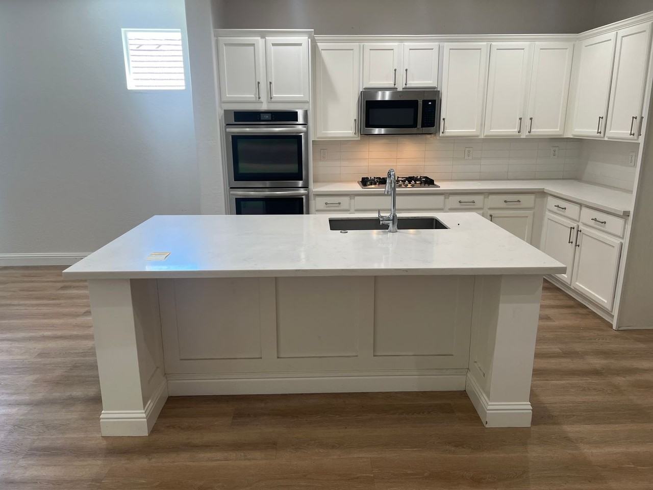 1790 Trail Creek Way - Photo 4 of 16