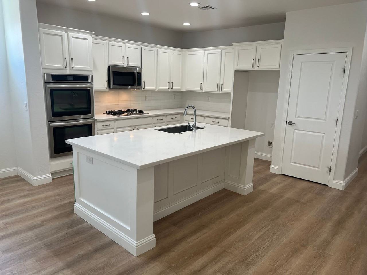 1790 Trail Creek Way - Photo 6 of 16