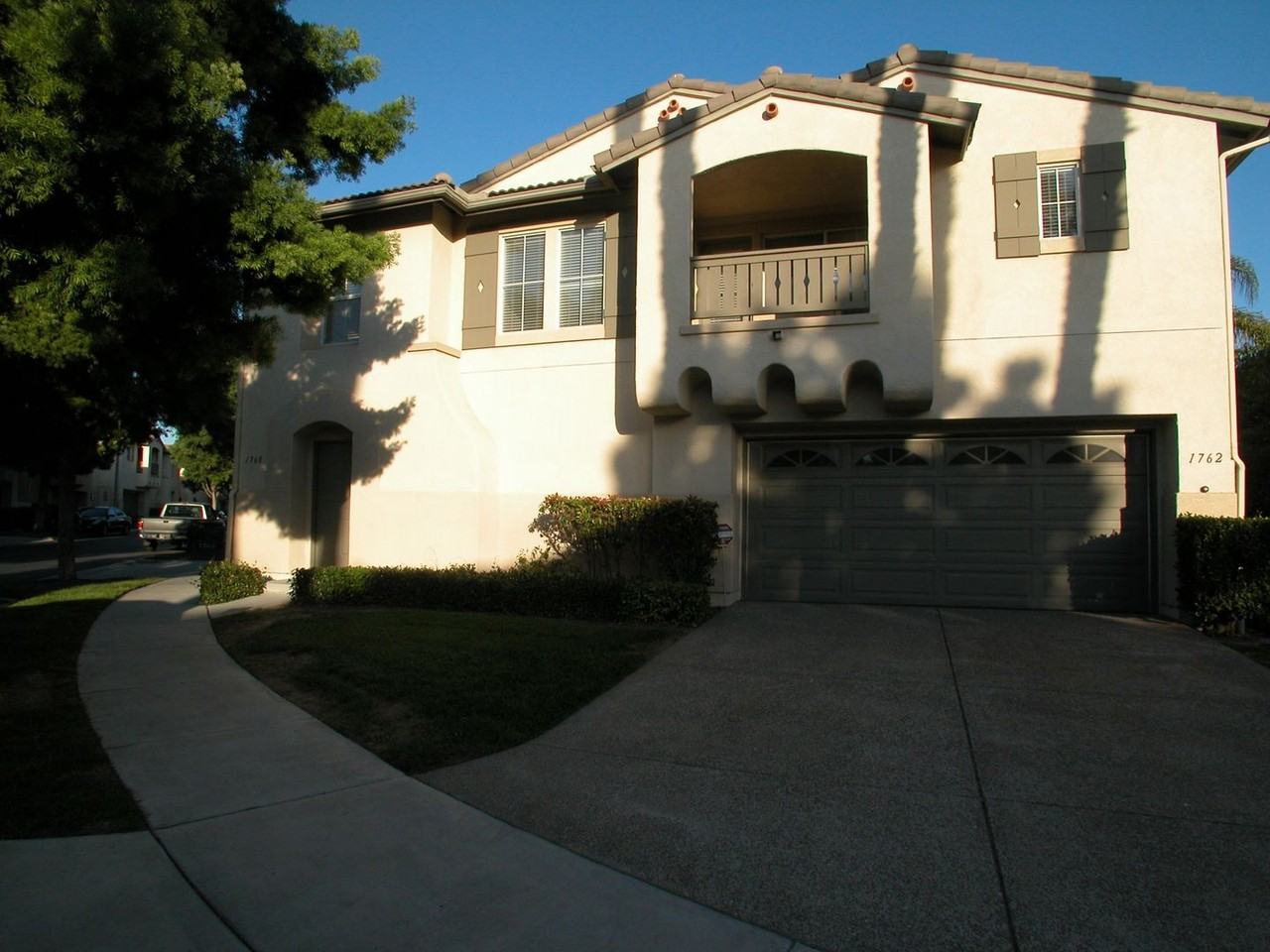 1760 Via Capri - Photo 2 of 13