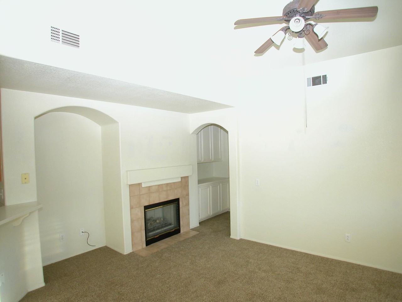 1760 Via Capri - Photo 3 of 13