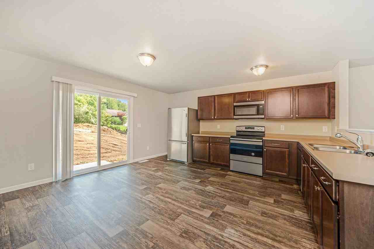 4340 Briarhill Dr - Photo 3 of 18