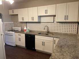 826 Walnut St - Photo 1 of 1