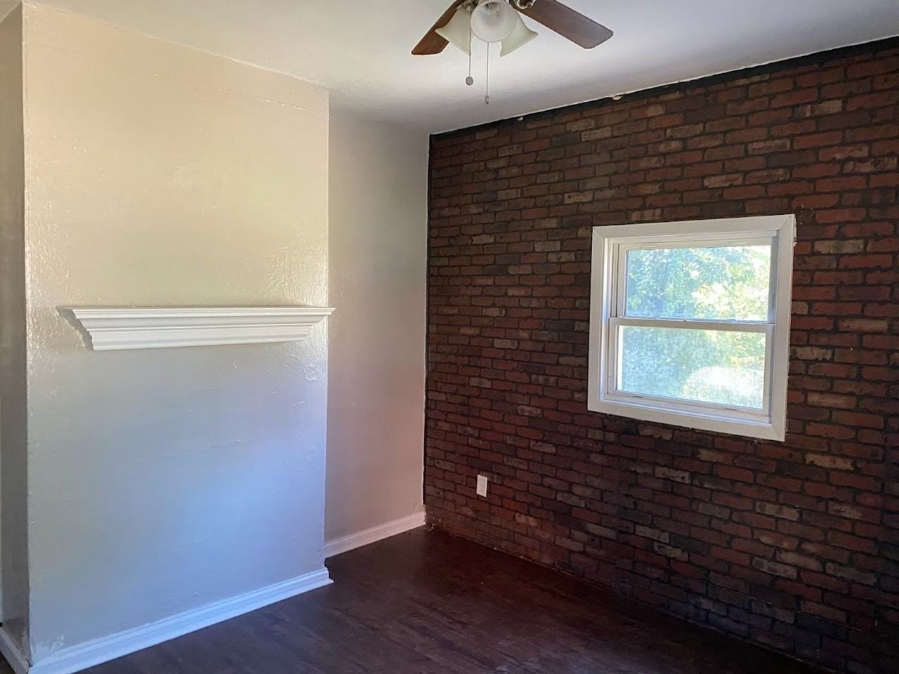 826 Walnut St - Photo 7 of 18