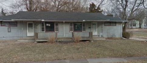 1002 Sw 19th St - Photo 3 of 4