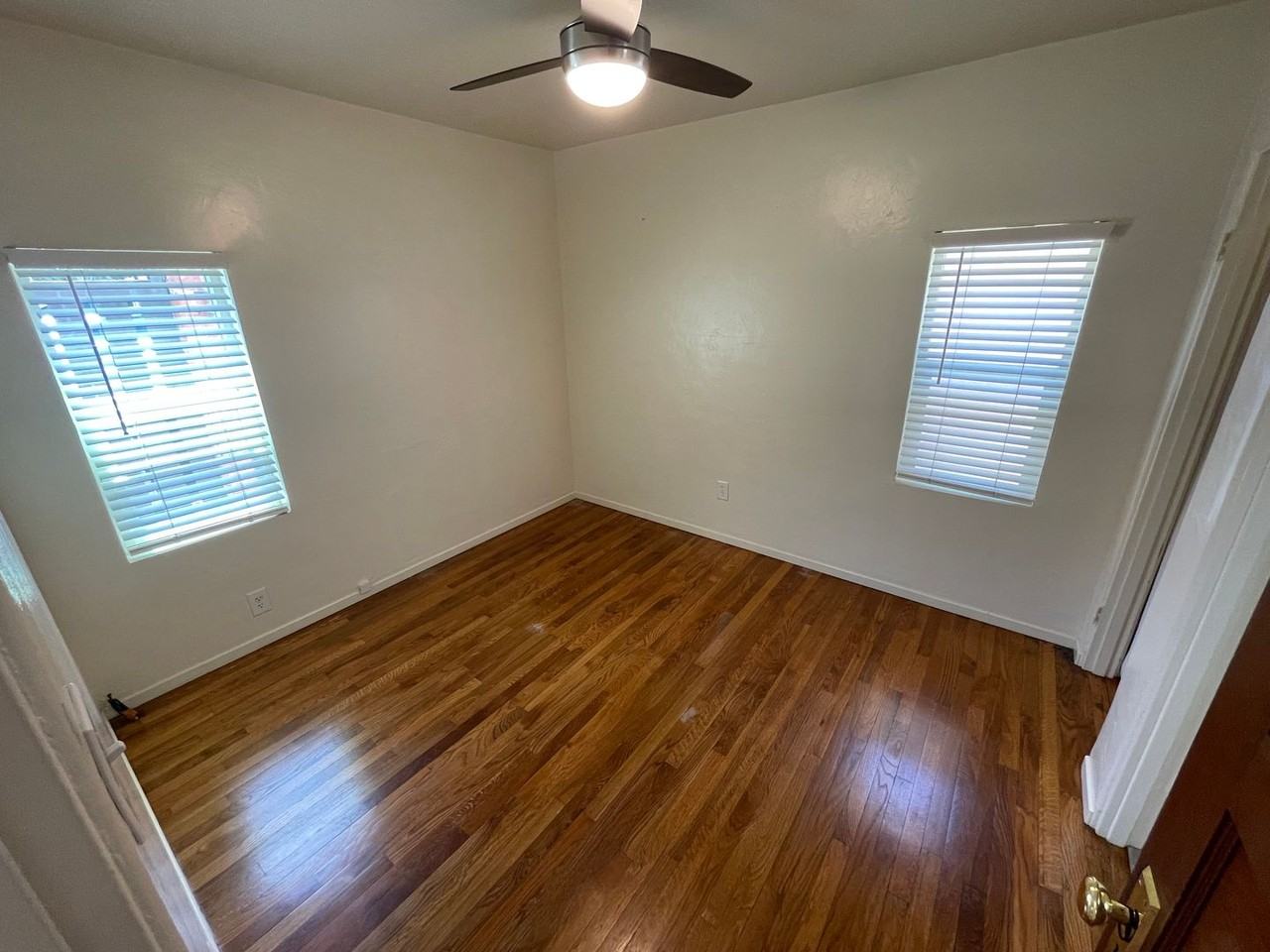 2515 Congress St - Photo 5 of 11