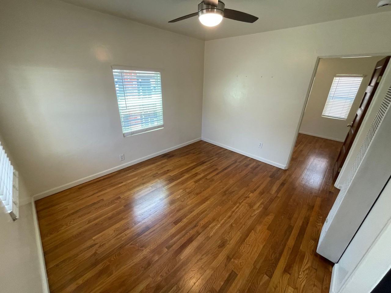 2515 Congress St - Photo 7 of 11