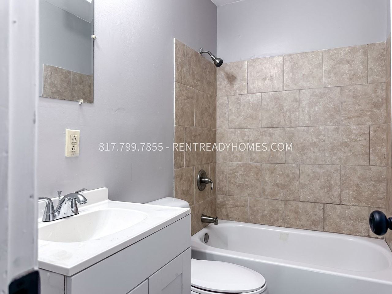 1420 Rayfield Dr - Photo 6 of 8