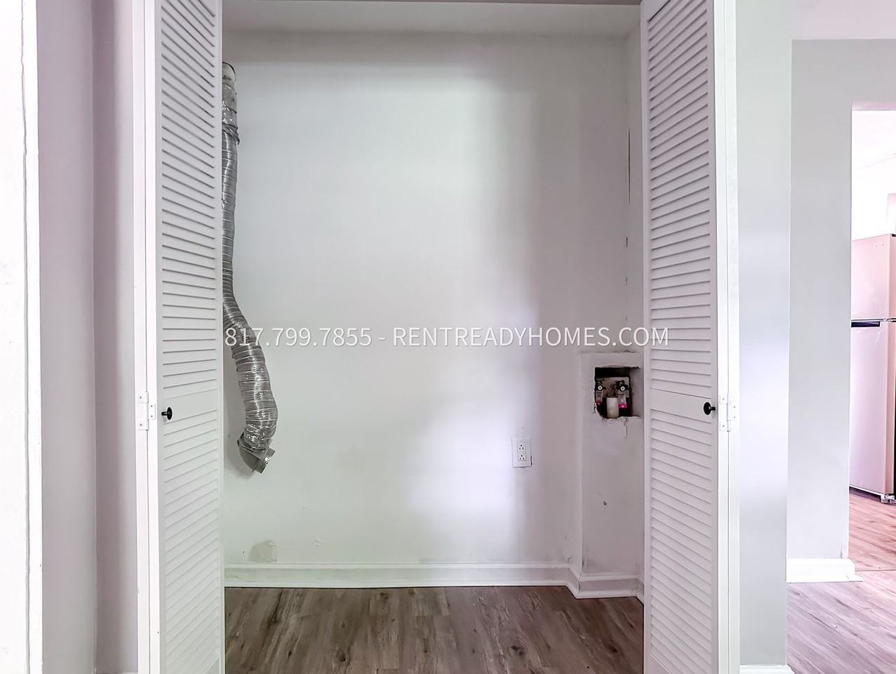 1420 Rayfield Dr - Photo 7 of 8