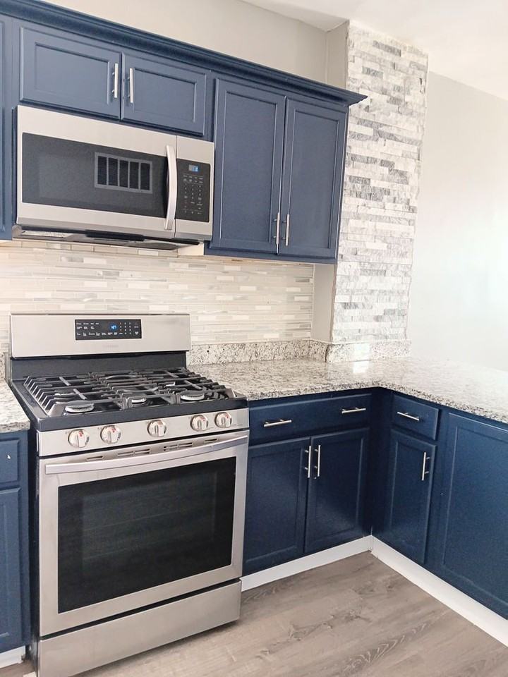 3727 Guthrie St - Photo 2 of 14