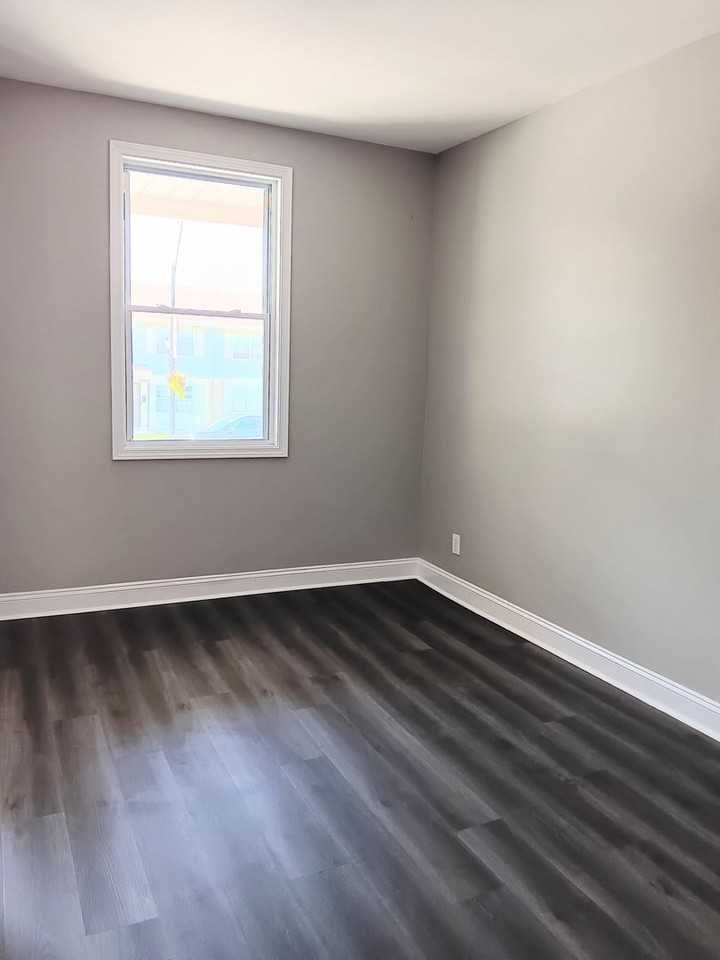 3727 Guthrie St - Photo 6 of 13