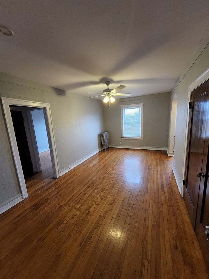 2445 E 72nd - Photo 6 of 13