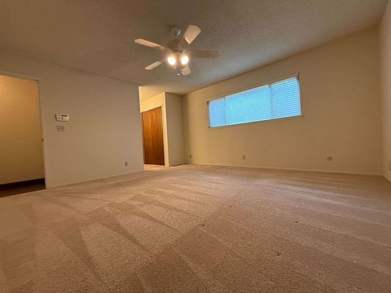 740 Woodcrest Ln - Photo 2 of 19