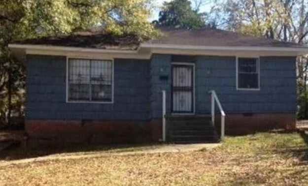 136 Bradley St - Photo 2 of 15