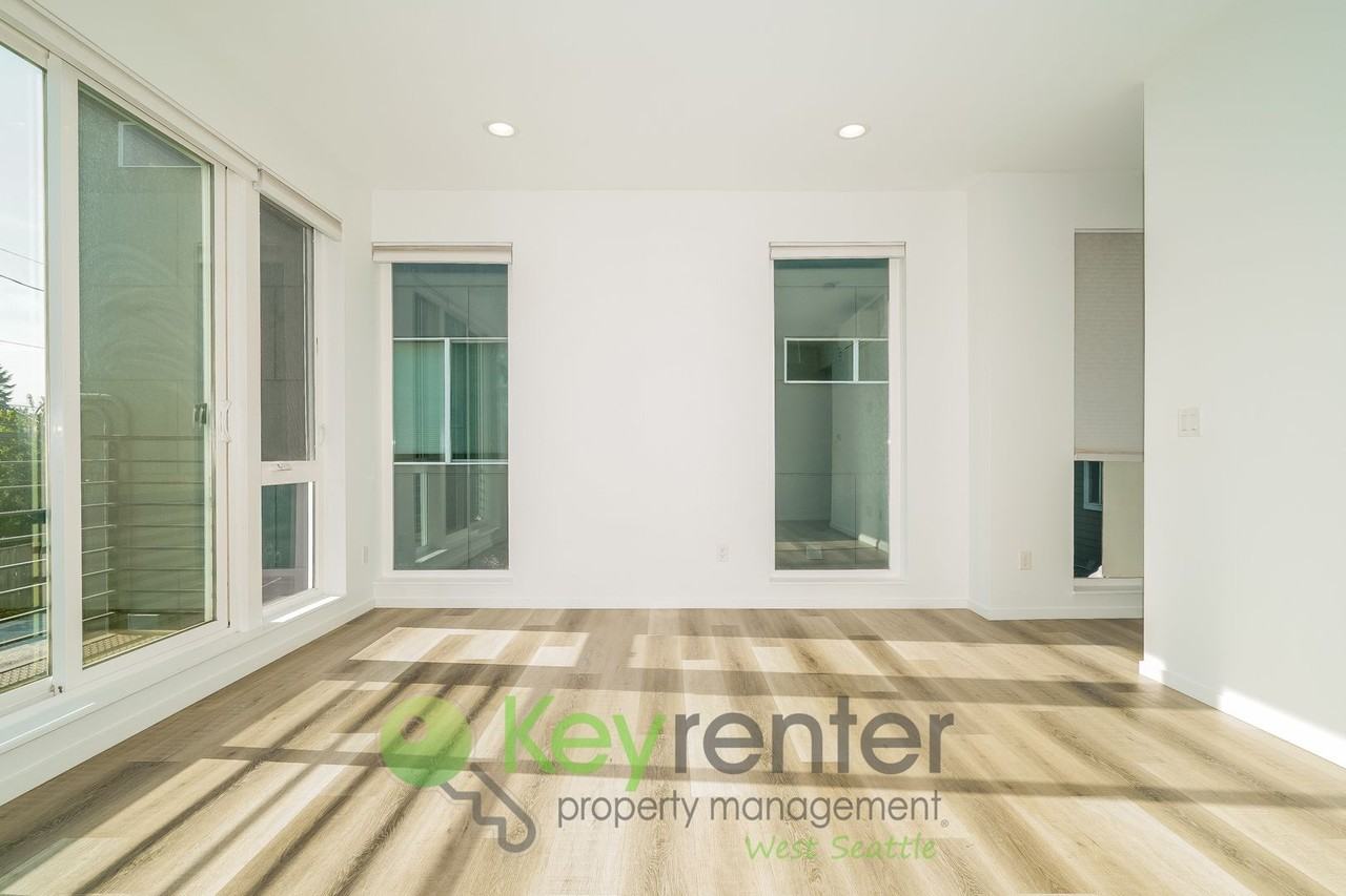 8449 Delridge Way Sw - Photo 3 of 24