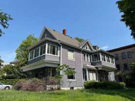 427 6th St Se #3 - Photo 1 of 1