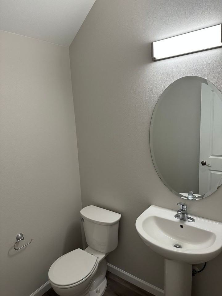 68 Sand Ridge Ct - Photo 5 of 19