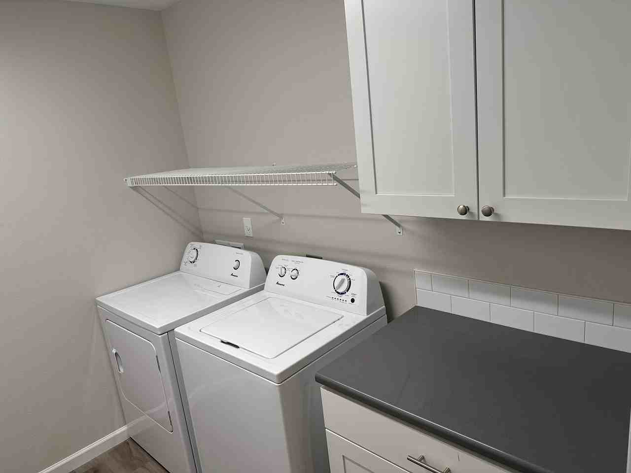 68 Sand Ridge Ct - Photo 7 of 19