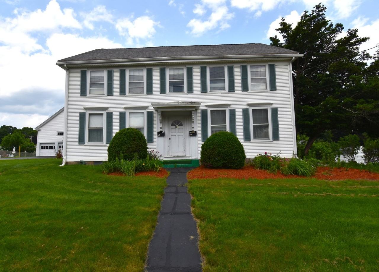 951 Main St - Photo 2 of 17