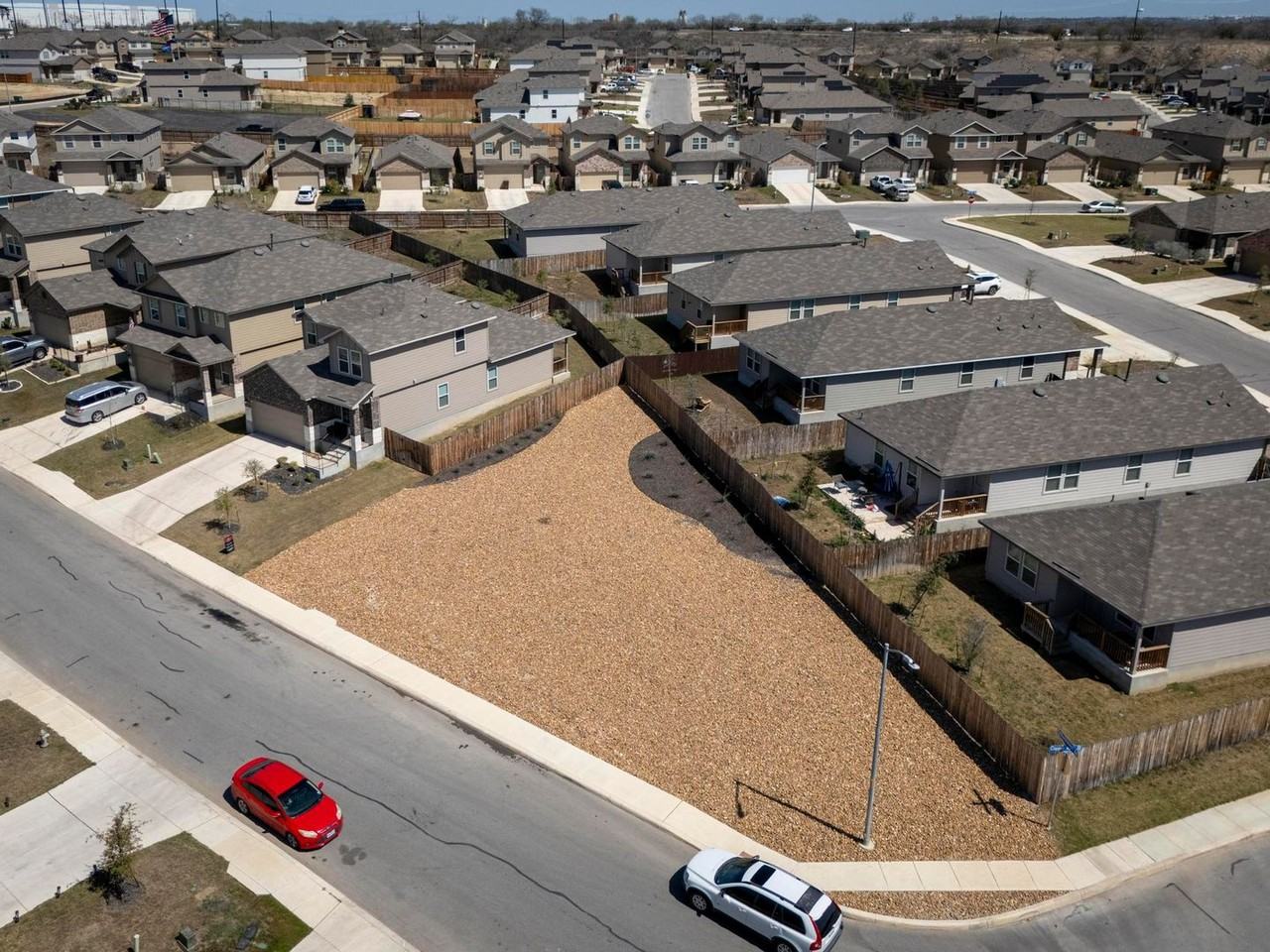 6424 Embankment Road - Photo 4 of 43