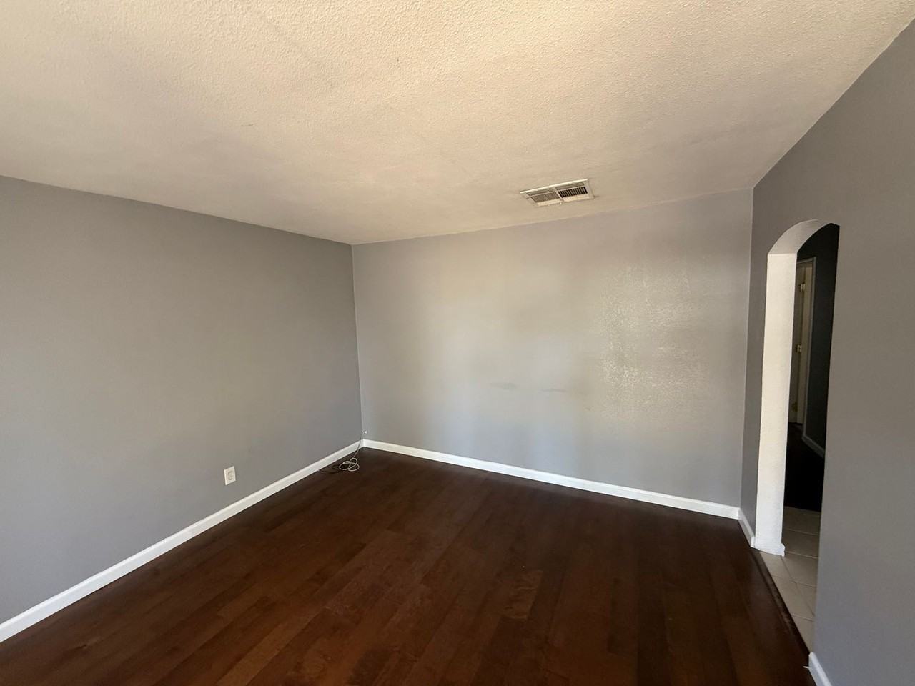 3120 33rd Ave - Photo 3 of 11