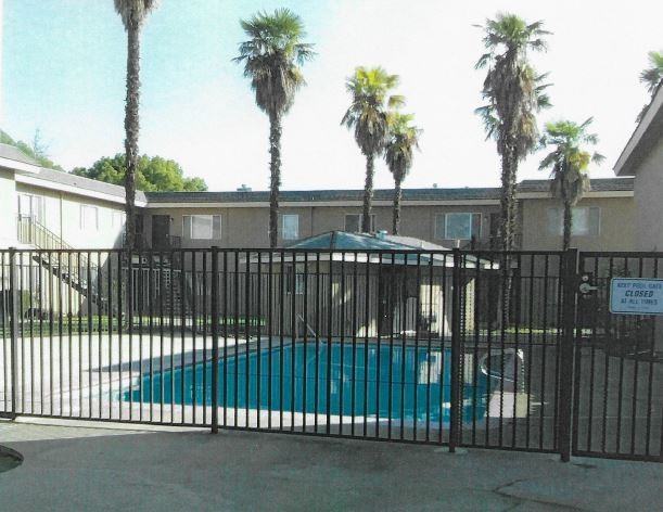 1950 E. Sussex Way - Photo 2 of 20