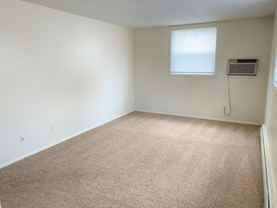 825 26th St - Photo 1 of 1