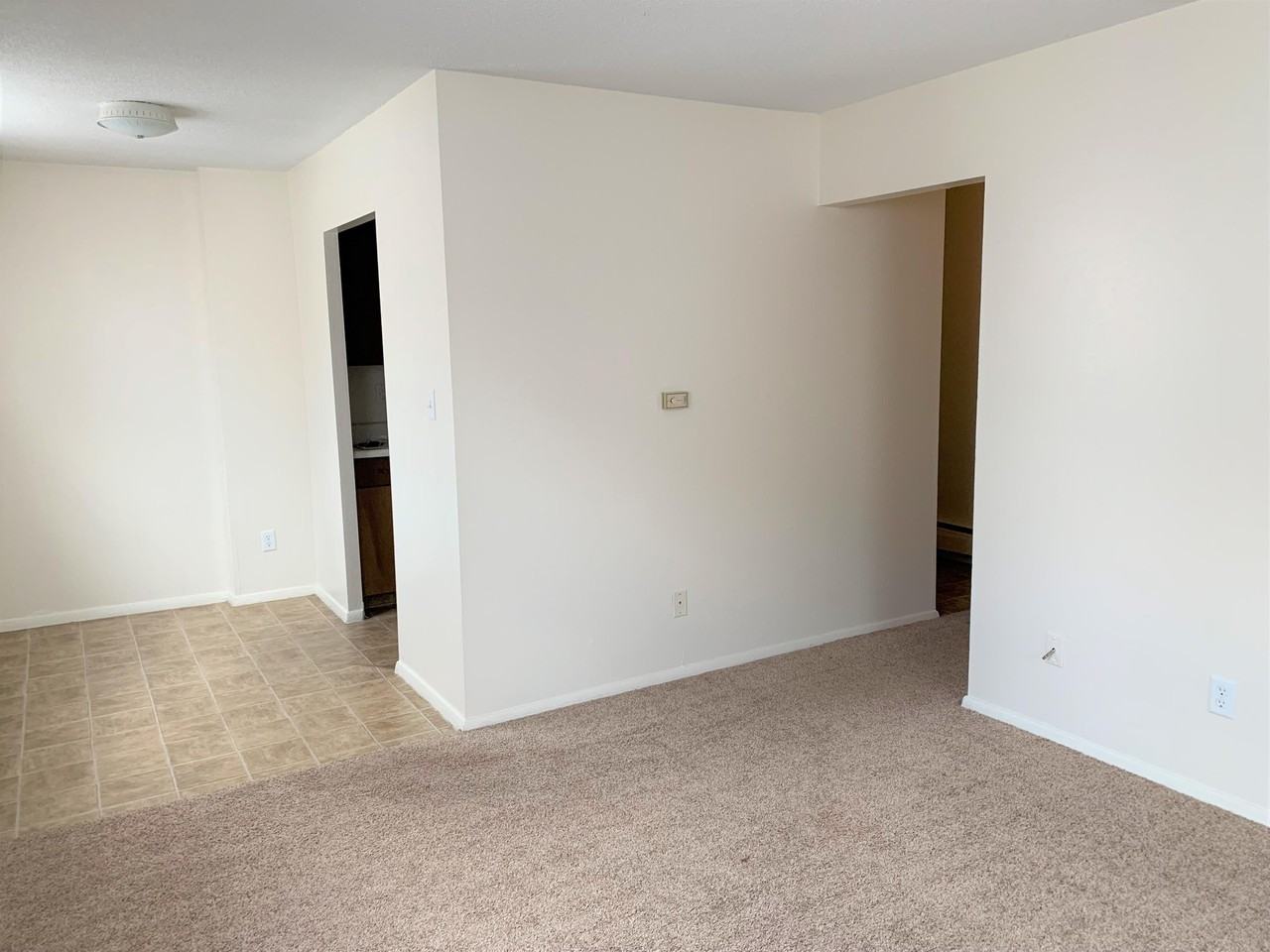 825 26th St - Photo 3 of 14
