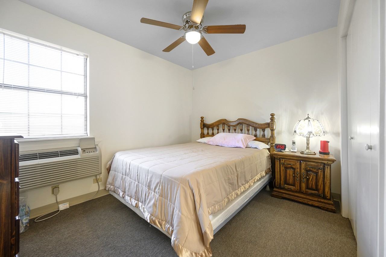 1307 SE Adams Road - Photo 6 of 9