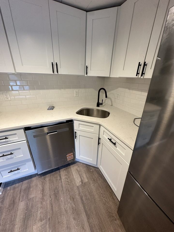 120 North Bellevue Avenue - Photo 2 of 16