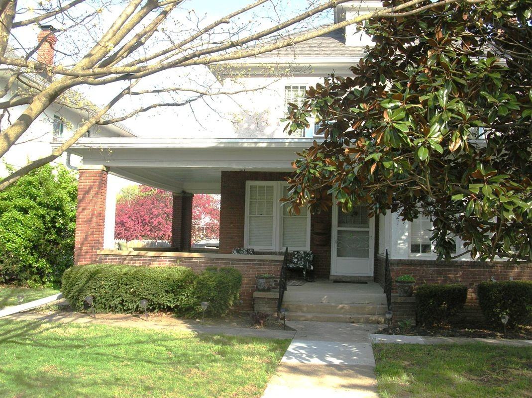 1021 Potomac Ave - Photo 3 of 18