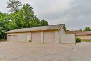 3102 Jelinek Ave - Photo 1 of 1
