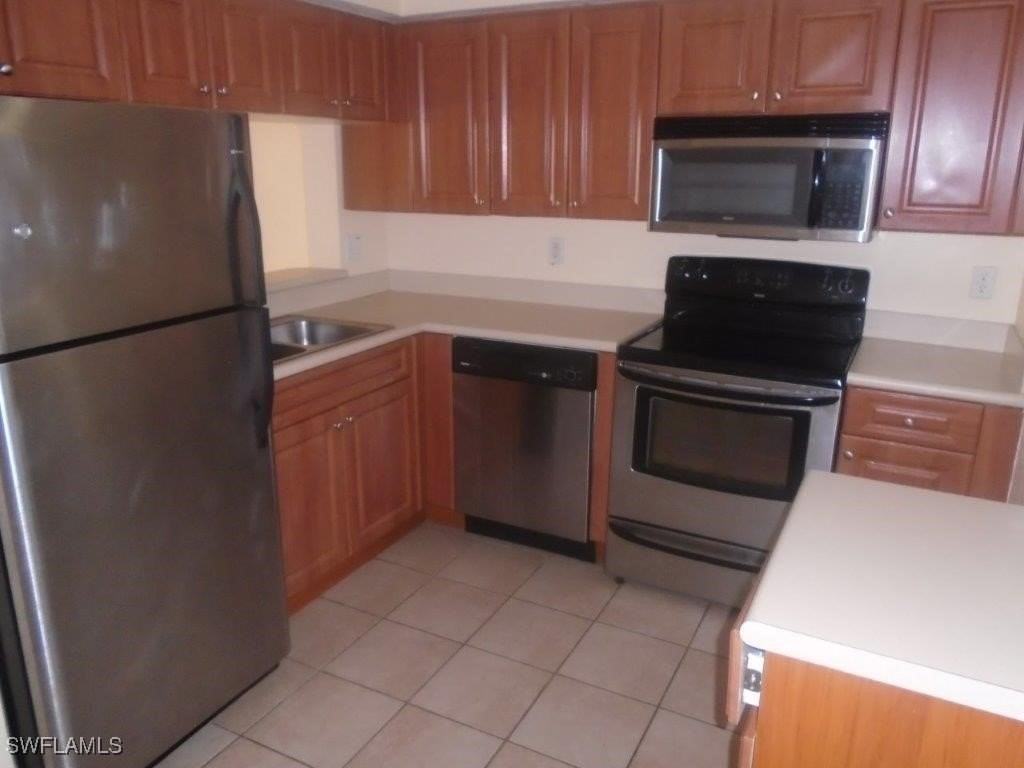 8331 Bernwood Cove Loop #1403 - Photo 4 of 8