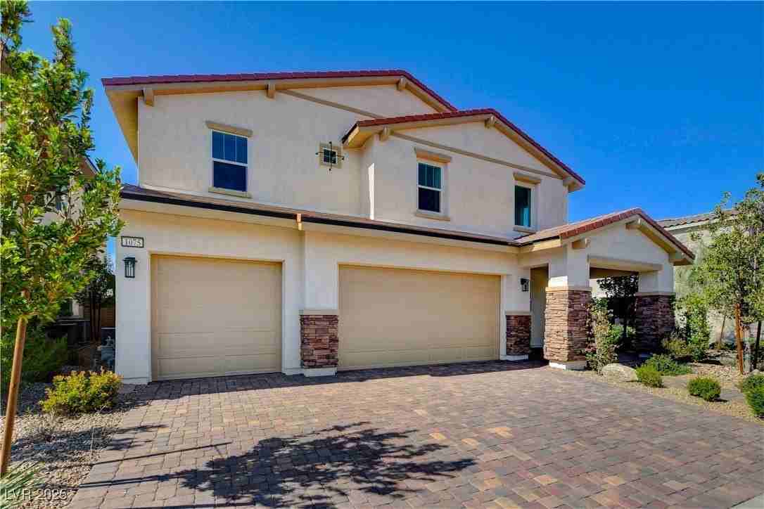 1075 N Water St - Photo 2 of 50